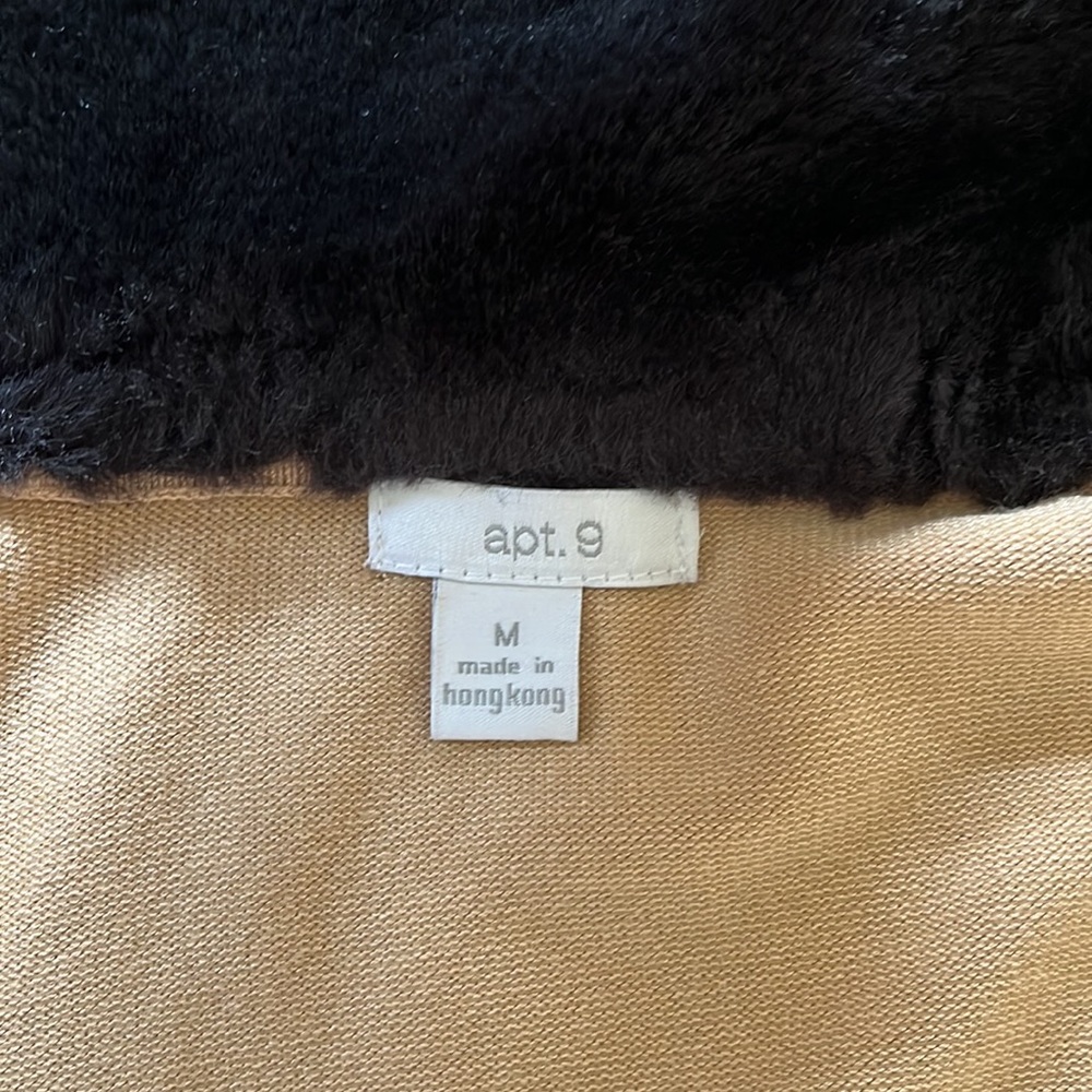 Apt. 9 Quarter Sleeve Fur Collar Cardigan (Size M) - Picture 8 of 9